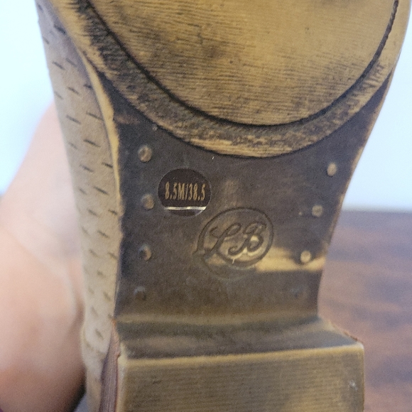 Lucky Brand 'Loria' Tan Suede Pointed Toe Stacked Heel Ankle Boots 8.5 - Picture 9 of 10